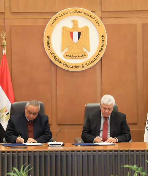 وزير التعليم العالي ومدير مكتبة الإسكندرية يوقعان بروتوكول تعاون لافتتاح سفارة المعرفة ببرلين