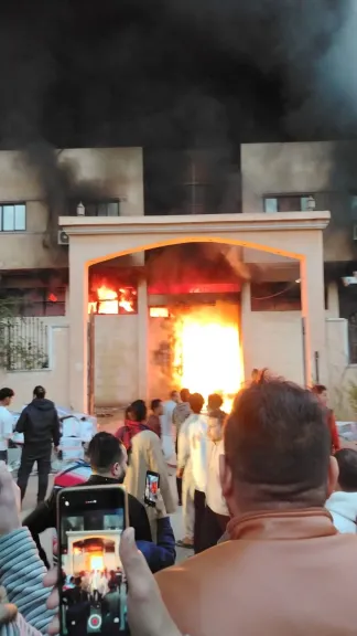 إخماد حريق داخل مصنع أطباق بلاستيك بمدينة العبور دون إصابات