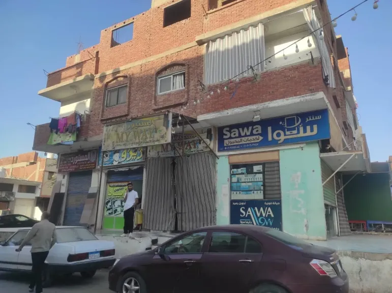 غلق العديد من المحلات أبوابها في حالة من الترقب والحذر بطور سيناء