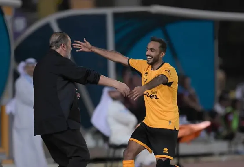 القادسية يستعد لفسخ عقد كهربا.. والبحريني مهدي حميدان يقترب من تعويضه