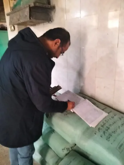 ضربات تموينية موجعة بالقليوبية.. ضبط طن و850 كجم أعلاف مجهولة المصدر بطوخ