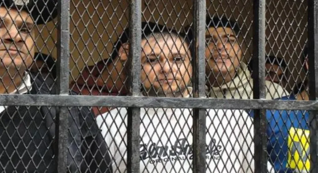 جنايات المنصورة تقضي بإعدام المتهم بقتل طفلة انتقاما من والديها