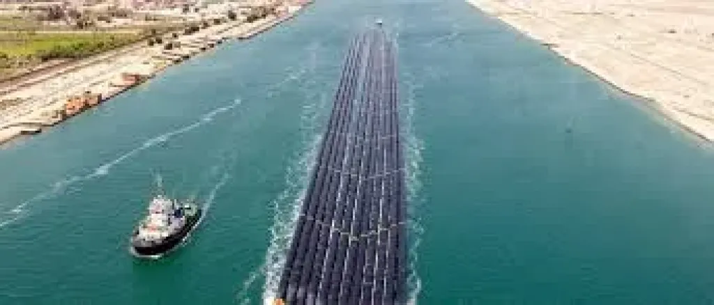 ارتفاع إيرادات قناة السويس الي 1.05 مليار دولار