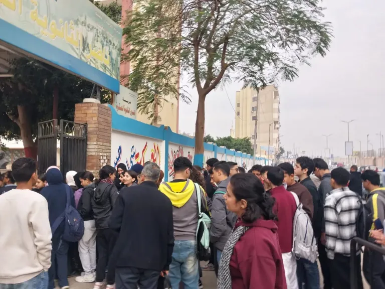 طلاب الشهادة الإعدادية بأسيوط يختتمون مارثون امتحانات الفصل الدراسي الأول