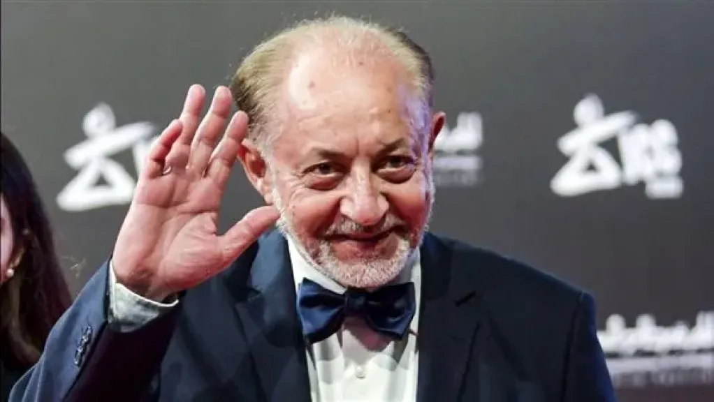 المهن التمثيلية: عبدالعزيز مخيون حالته مستقرة وتماثل للشفاء بعد خضوعه لعملية جراحية