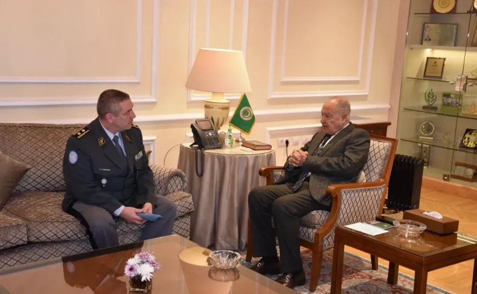 أبو الغيط يلتقي رئيس بعثة الأمم المتحدة لمراقبة الهدنة ويؤكد: محاولات إسرائيل فرض أمر واقع جديد تمثل تهديداً خطيراً للأمن في المنطقة