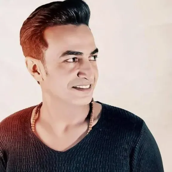 بالفيديو.. سمسم شهاب يطرح أحدث أغانيه ”إثنين عايشين بروح”