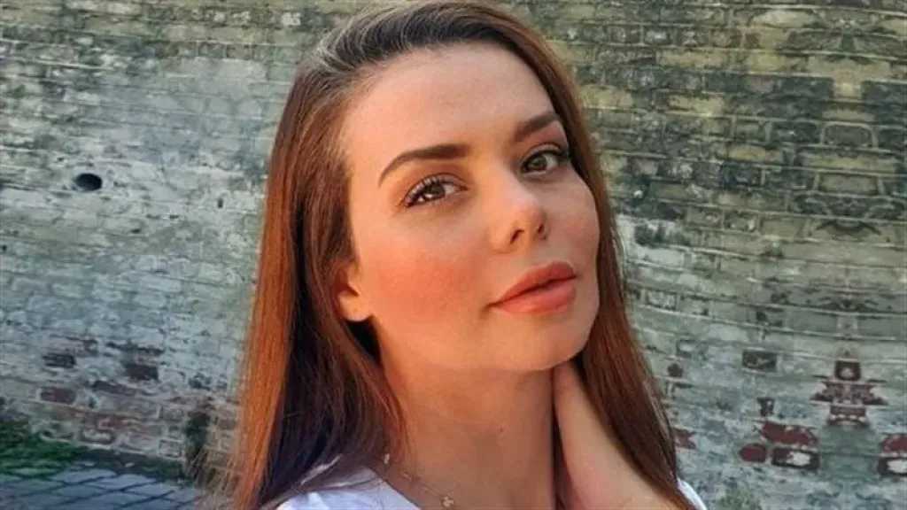 إيمي سالم كشفت معانتها :شايلة مسؤلية رجالة بشنبات