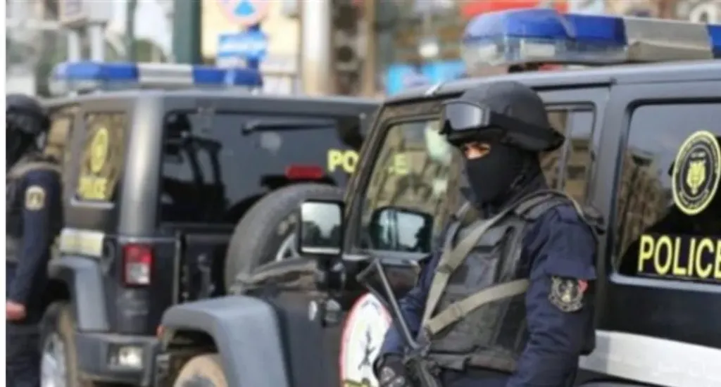 خناقة بسبب كنبة.. القبض على نجار بتهمة قتل زوج بضربة حجر في قنا