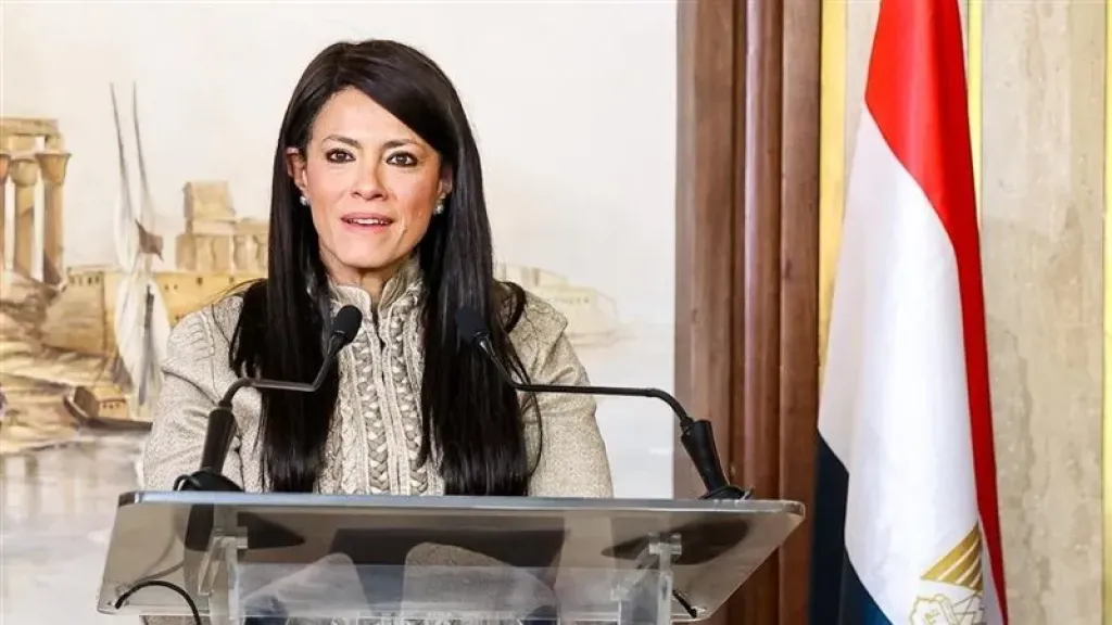 تعزيز التعاون الاقتصادي بين وزيرة التخطيط ومسؤولي البنك الدولي