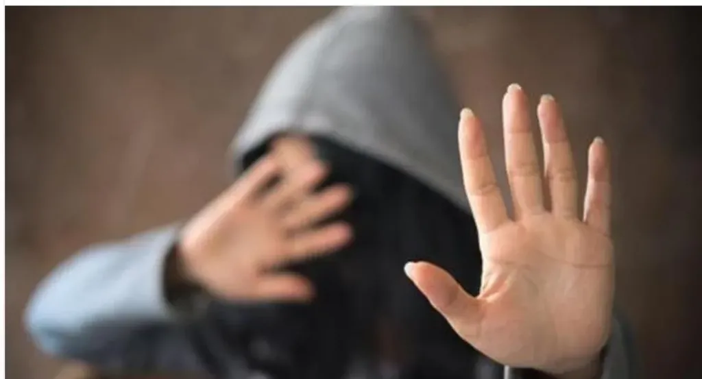 إحالة واقعة تحرش مدير معهد بتلميذة خلال اليوم الدراسي إلى جنايات قنا