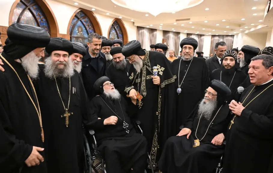 أحبار الكنيسة يستقبلون البابا تواضروس الثاني عقب عودته من النمسا ..وقداسته.يعرب عن امتنانه وشكره للرئيس السيسي