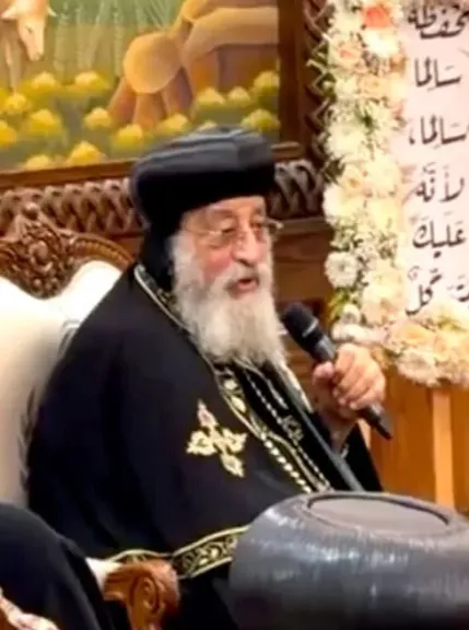 تحذير عاجل للمصريين من البابا تواضروس بعد وصوله إلى مصر قادمًا من النمسا