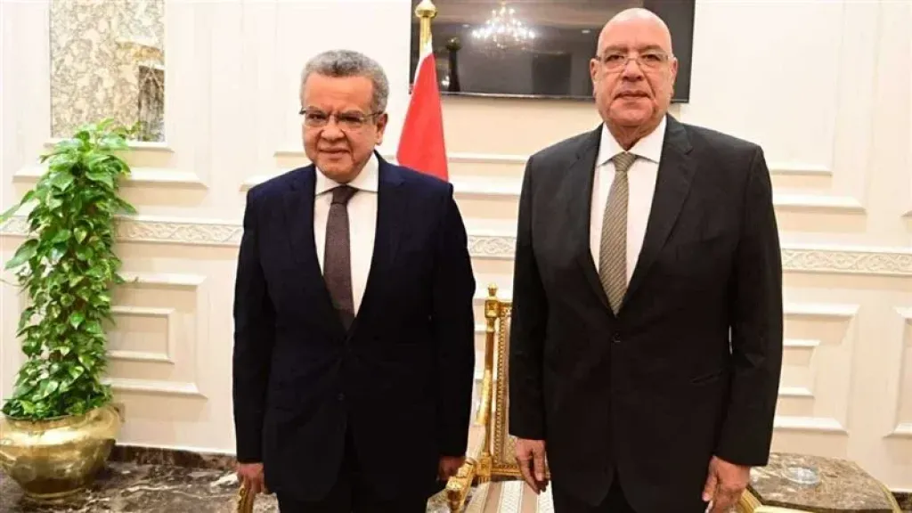 رئيس مجلس النواب يلتقي رئيس الجهاز المركزي للمحاسبات لتلقي التهنئة بتوليه رئاسة البرلمان