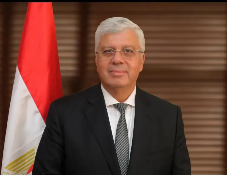هل يستمر أيمن عاشور وزيراً للتعليم العالي أم لا ؟….
