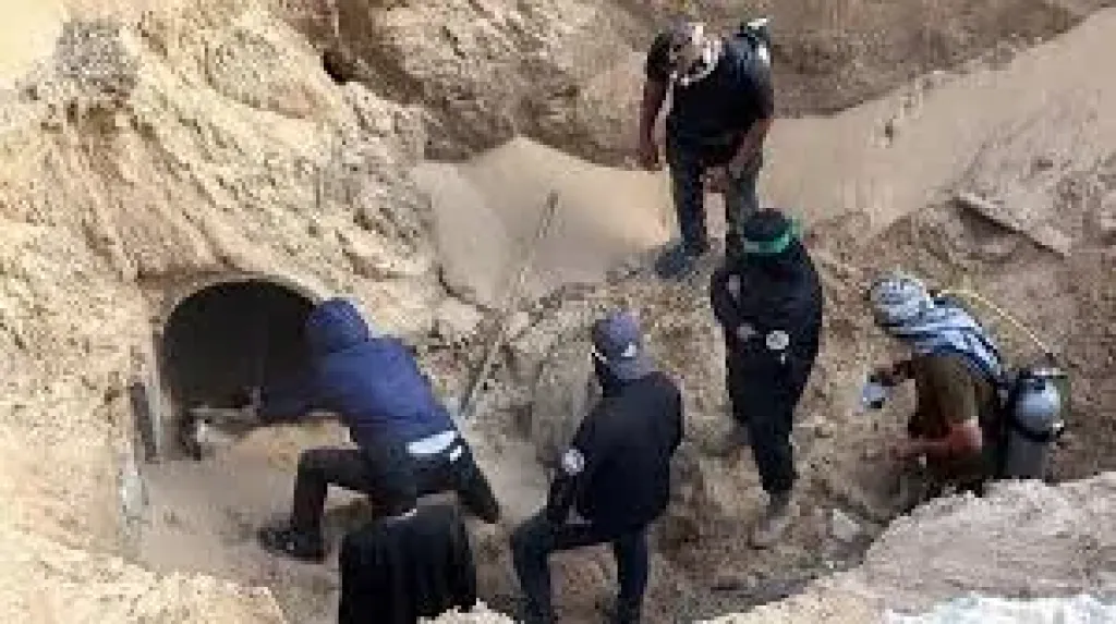 حماس : أنجزنا جميع الالتزامات المطلوبة في ملف الأسرى والجثث