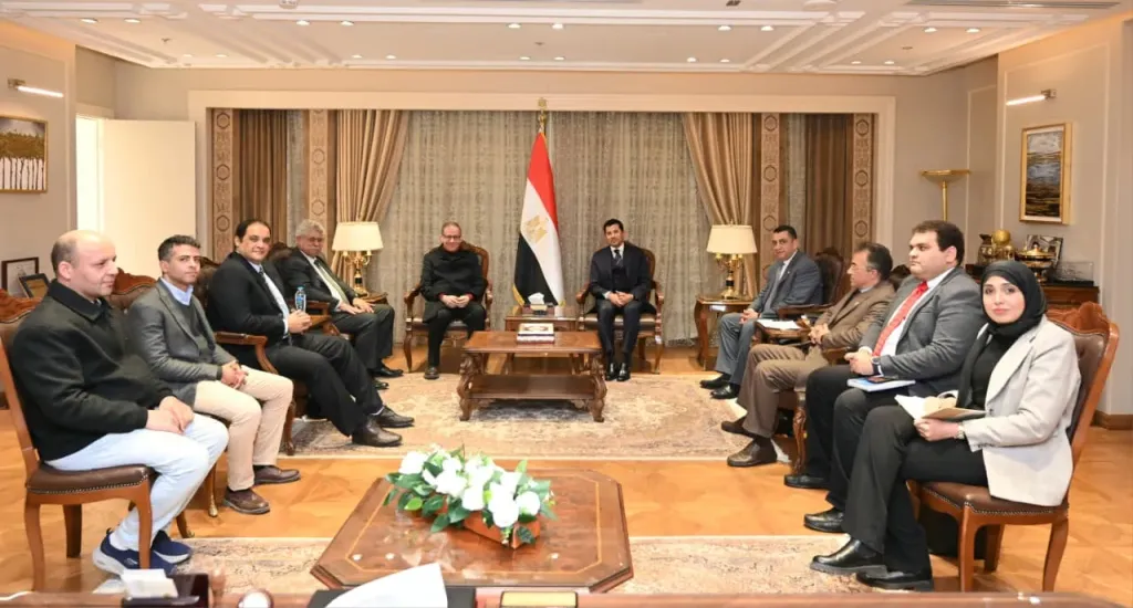 وزير الشباب والرياضة يتابع تطبيق الكود الطبي للرياضيين ويشدد على جودة الخدمات