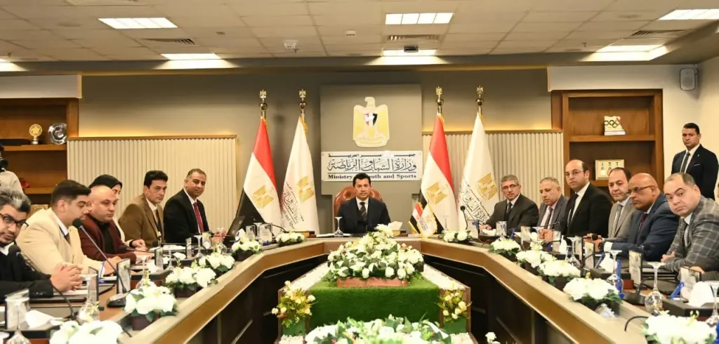 في إطار المشروع القومي للجودة.. وزير الشباب والرياضة يشهد تسليم شهادة الأيزو لمركز شبرا الخيمة