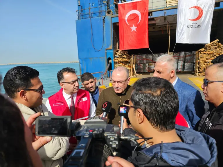 سفينة الخير التركية  في ميناء العريش حاملةً الأمل إلى غزة