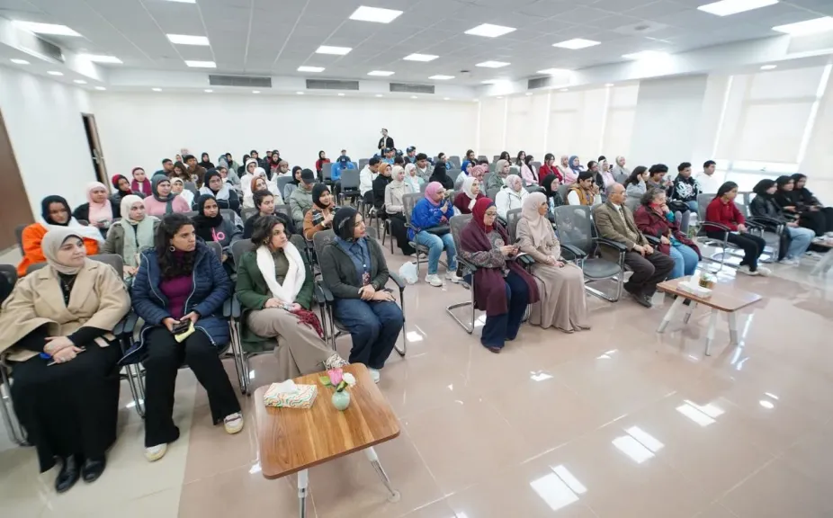 ” الأرشيف والمكتبة الوطنية ”الإماراتي  يواصل فعاليات المنتدى الشبابي في جامعة بدر ويشيد بدور الشباب في التنمية الثقافية