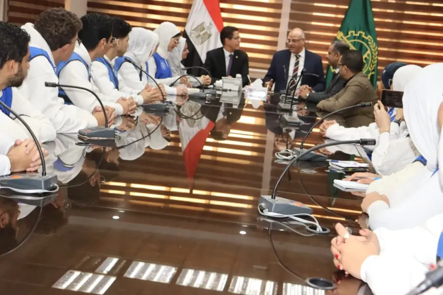 محافظ القليوبية ورئيس جامعة بنها يطلقان رسالة دعم قوية لشباب YLY وتفعيل مبادرة «تماسك»