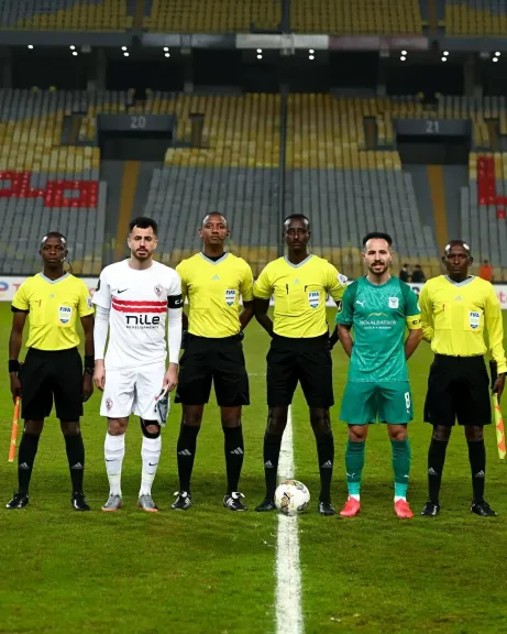 طاقم تحكيم جزائري لإدارة مباراة الزمالك أمام المصري البورسعيدي
