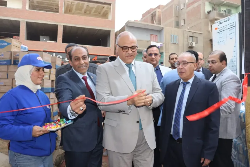 بتخفيضات تصل لـ30%.. محافظ القليوبية يفتتح أول معارض «أهلاً رمضان» بقليوب لتخفيف العبء علي المواطنين