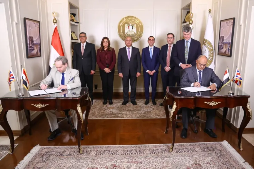 مذكرة تفاهم حكومية–بريطانية لتنفيذ مشروع إدارة المخلفات الصلبة في الجيزة