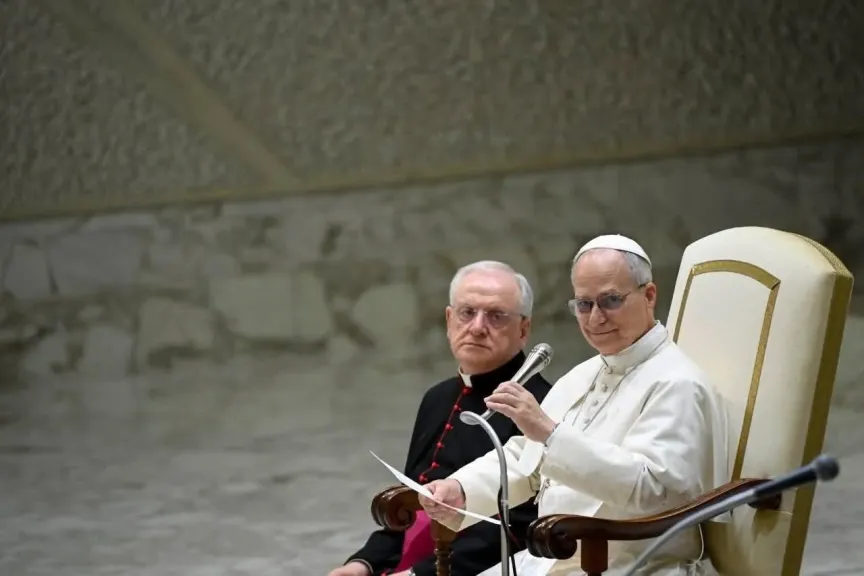 البابا لاون الرابع عشر: الكتاب المقدس والتقليد الكنسي ينبعان من مصدر إلهي واحد