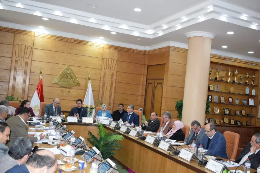 جامعة بنها في قلب التنمية.. «عطية»: الجامعة الركيزة الأساسية لدعم خطط القليوبية
