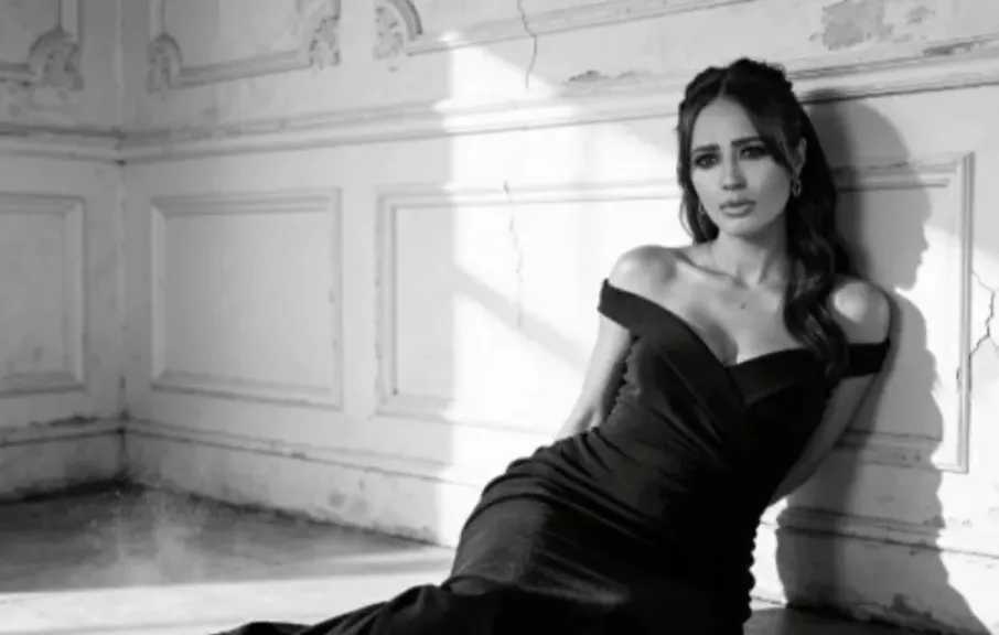 رنا سماحة تطلق أحدث أعمالها ”مش أصول” ضمن ألبومها الجديد