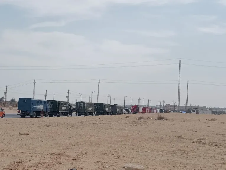 لا أحد فوق القانون.. الفيوم تنجح في إزالة تعديات على أكثر من 400 فدان من أراضي الدولة بكوم أوشيم