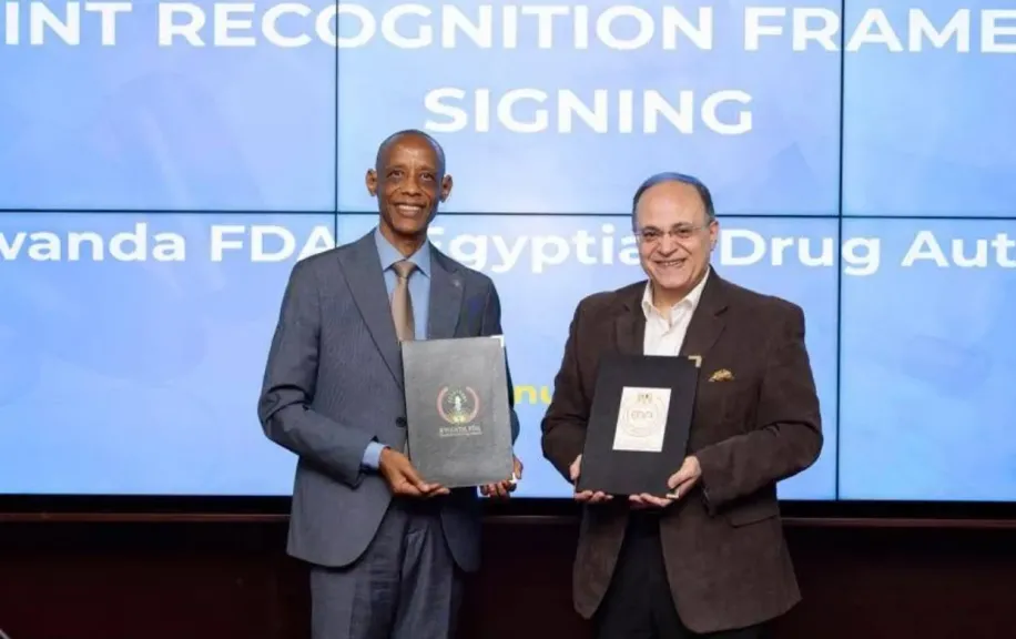 هيئة الدواء المصرية توقع الإطار التنفيذي لمذكرة التفاهم مع هيئة الغذاء والدواء الرواندية لتعزيز التعاون الدوائي
