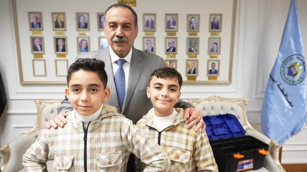 أسيوط تحتفي بالذكاء الصغير: ”الخوذة الذكية” نموذج للإبداع والابتكار