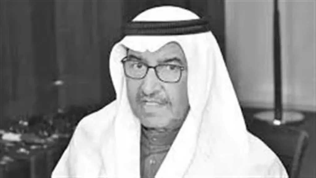 وفاة الكاتب المسرحي عبدالعزيز السريع بعد أيام من سحب جنسيته الكويتية