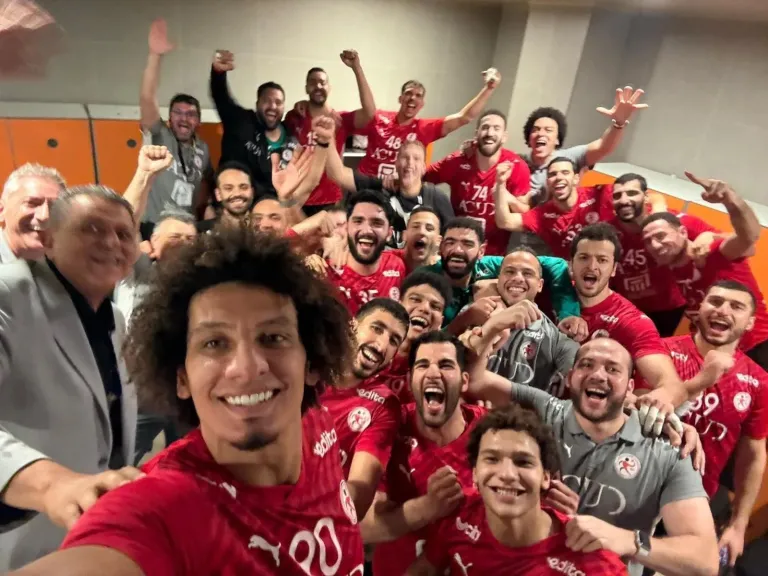 منتخب مصر يتوج بكأس الأمم الإفريقية لكرة اليد لمرة العاشرة بعد الفوز على تونس