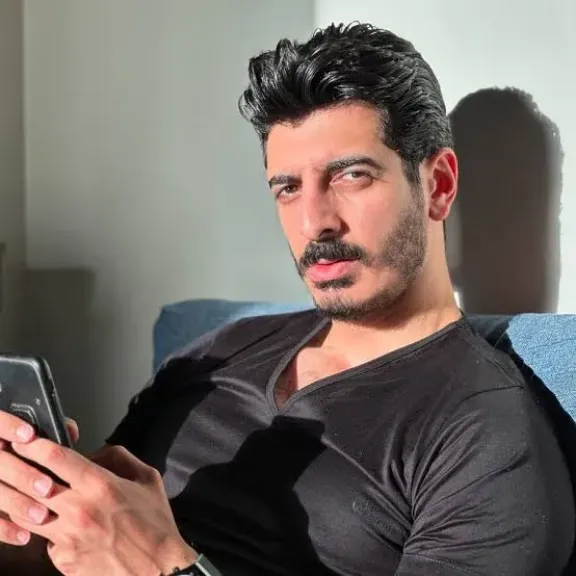 حبس التيك توكر شاكر محظور سنتين بتهمة بث فيديوهات خادشة للحياء