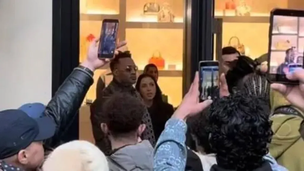 انا آسف.. سر أعتذار محمد رمضان لمتجر إحدى الماركات العالمية بإيطاليا