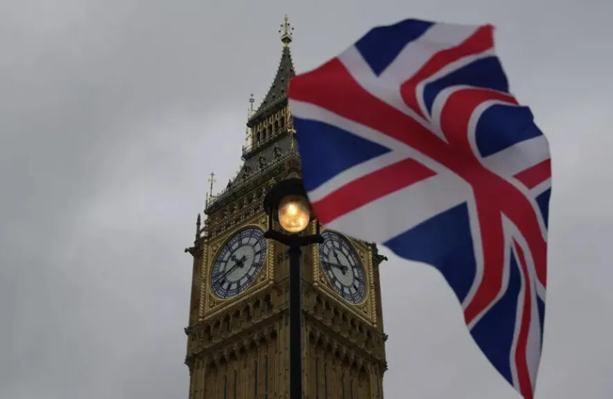 بريطانيا تدرج 11 اسماً جديداً بقائمة العقوبات المفروضة على إيران