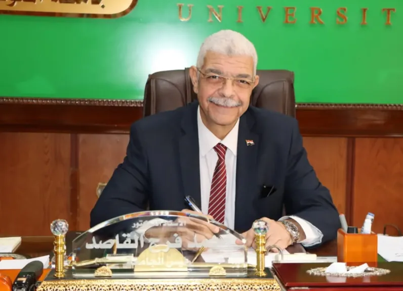 محافظ البحيرة تتفقد مركز رعاية الأطفال المعثور عليهم بدار الهلال بدمنهور