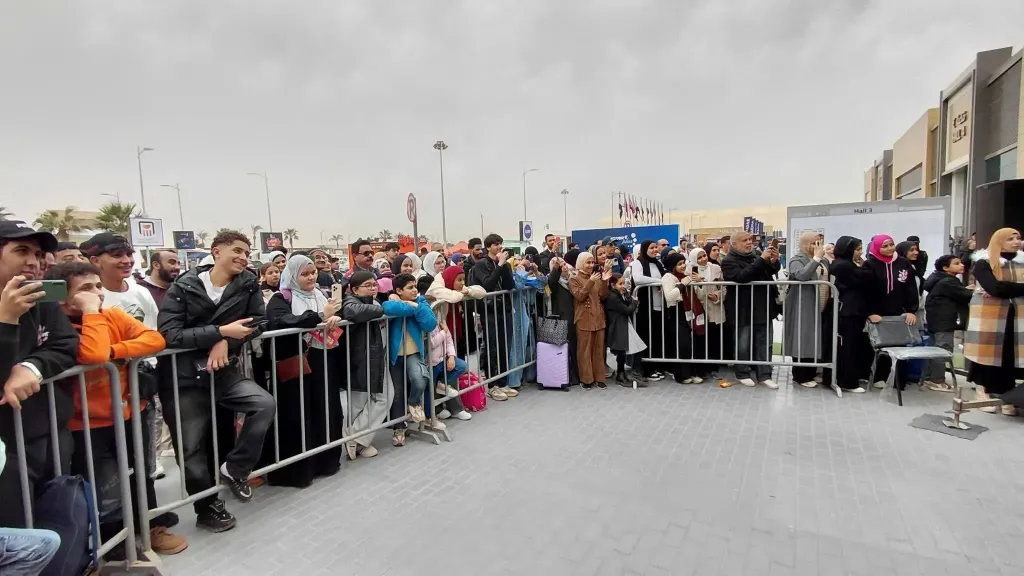 السيرك القومي بمعرض القاهرة للكتاب 