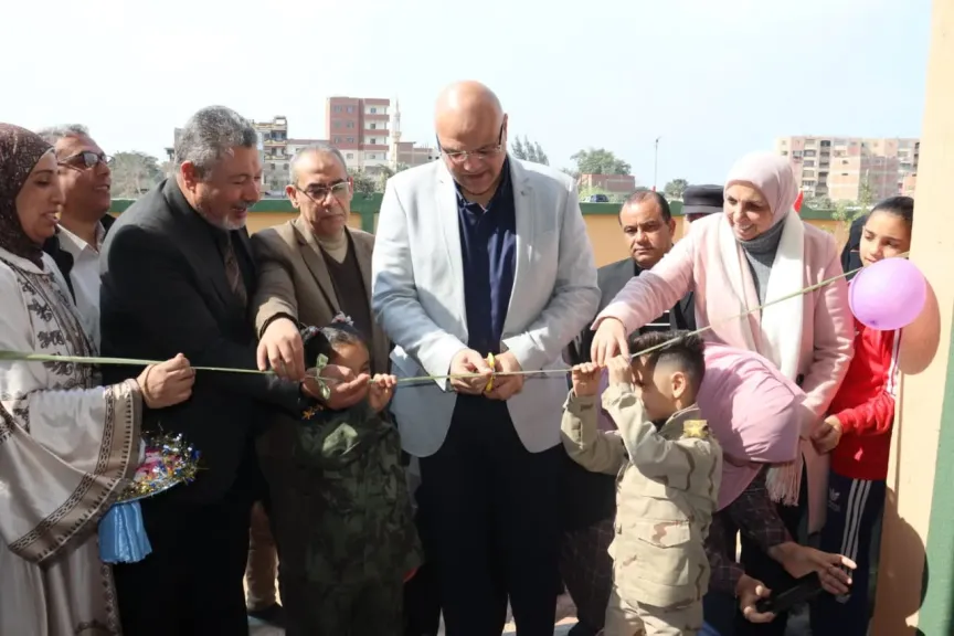 ”محافظ القليوبية” يفتتح مدرستين بكفر شكر استعدادًا لإنطلاق الفصل الدراسي الثاني
