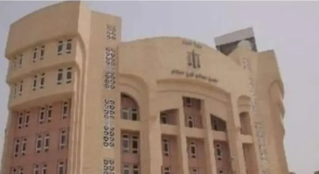 قتلها ورمى جثمانها في منزل مهجور.. الإعدام شنقًا لعاطل خنق والدته لرفضها إعطائه مالية لشراء المخدرات في قنا