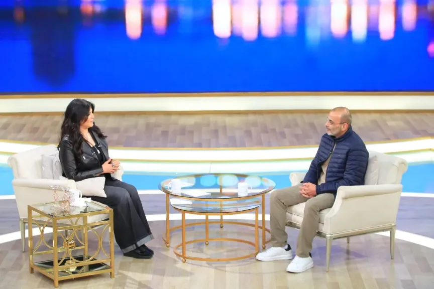 أيمن بهجت قمر وأولاده ضيوف معكم منى الشاذلي الجمعة