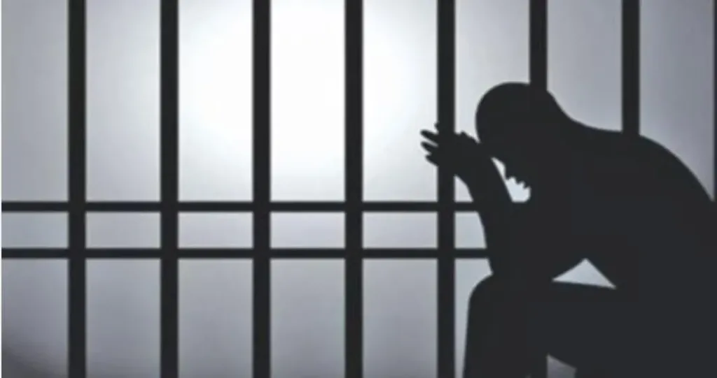 قتله بوابل أعيرة نارية أمام والدته.. الإعدام شنقًا لمزارع أنهى حياة نجل عمه بسبب قطعة أرض في قنا