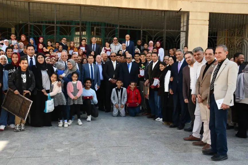 جامعة العاصمة تعزّز رسالتها المجتمعية: فرحة غامرة خلال تكريم المتفوقين من أبناء العاملين