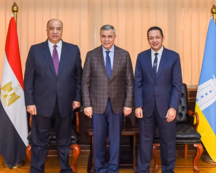 محافظ الإسكندرية يستقبل النائب  مصيلحي  ويصاحبه رئيس نادي الاتحاد السكندري
