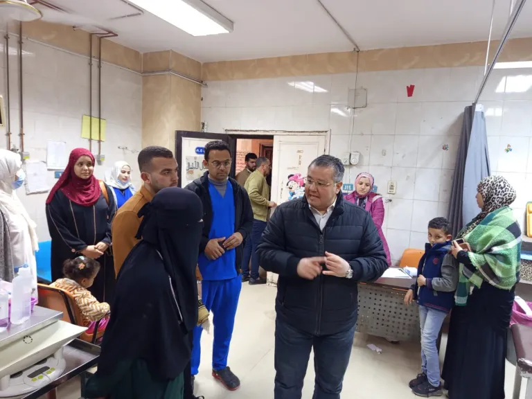 متابعة مستمرة لضمان أعلى مستوي من الخدمات الطبية في مستشفيات جامعة بنها