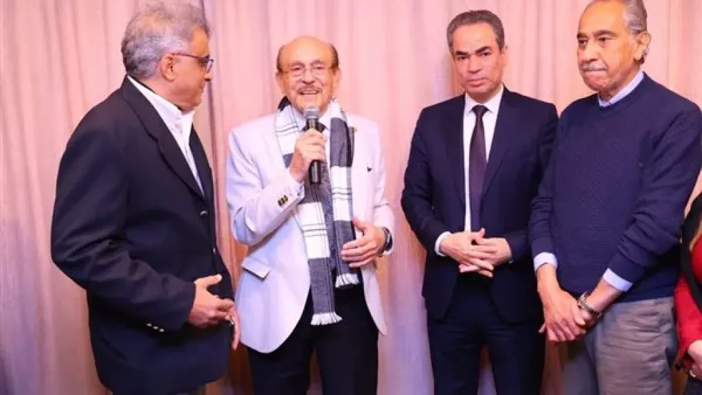 ”مرفوع مؤقتاً من الخدمة”.. محمد صبحي يعود للإذاعة بمفاجأة جديدة