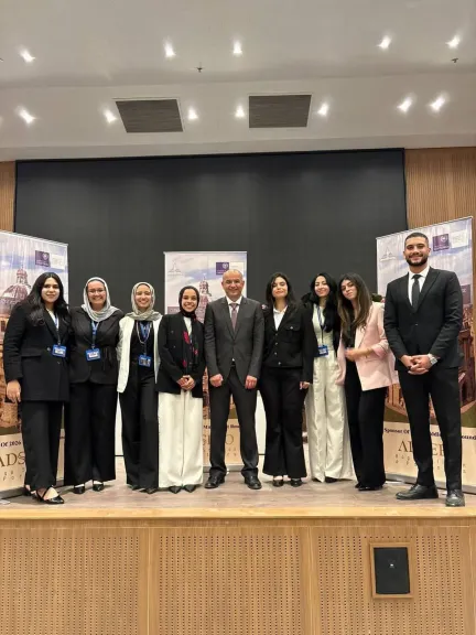 «عين شمس» تحصد المركز الثاني إقليميًا وتتأهل لنهائيات مسابقة أكسفورد للمحاكمة الصورية